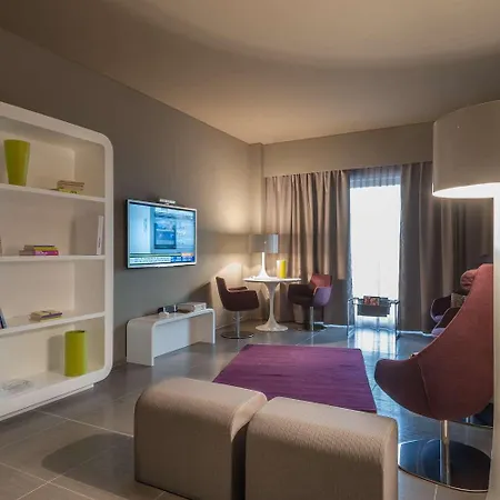 8piuhotel 4* Лечче