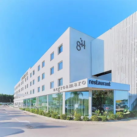 8piuhotel Отель