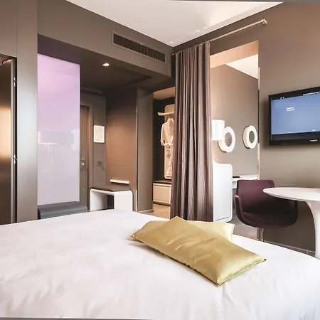 8piuhotel Отель 4*