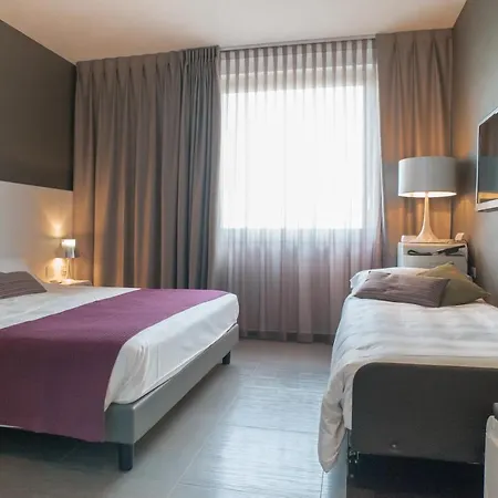 8piuhotel 4*