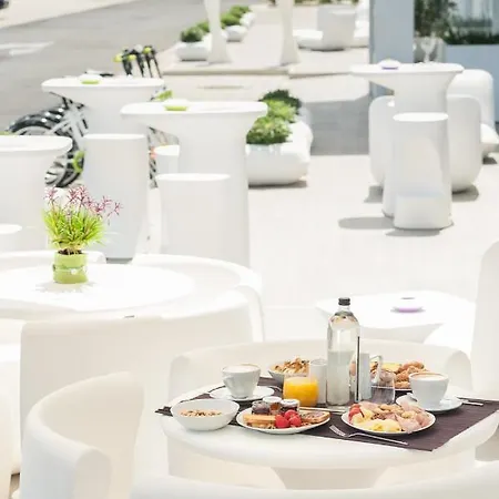 Отель 8piuhotel