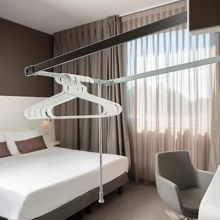 Отель 8piuhotel Лечче