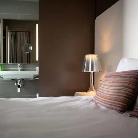 8piuhotel Отель 4*